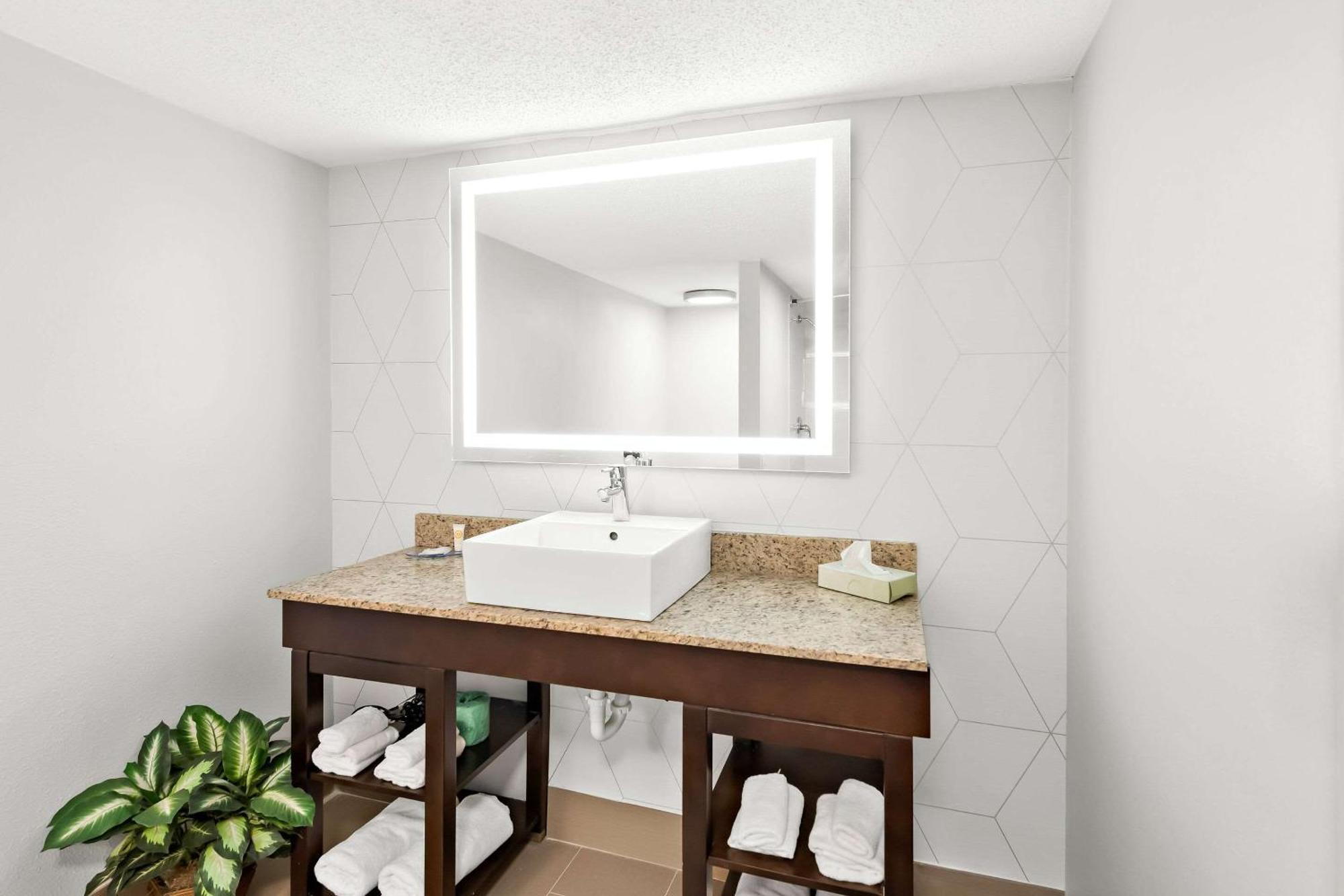 Comfort Suites Columbus Eksteriør bilde
